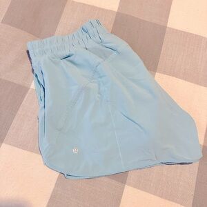 LULULEMON 4” SHORTS SIZE 16